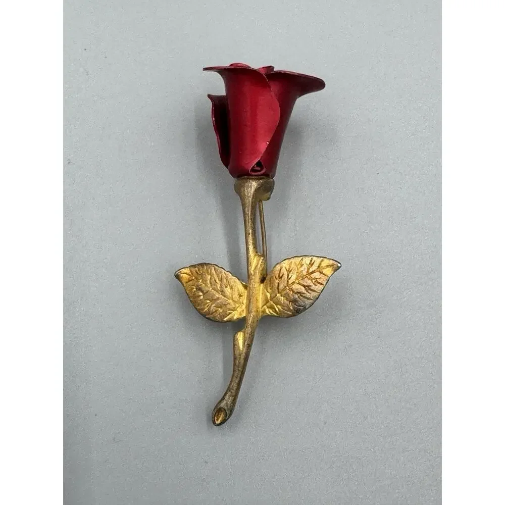 Vintage Avon Red Rose Bud Gold Colored Stem‎ Brooch Lapel Pin